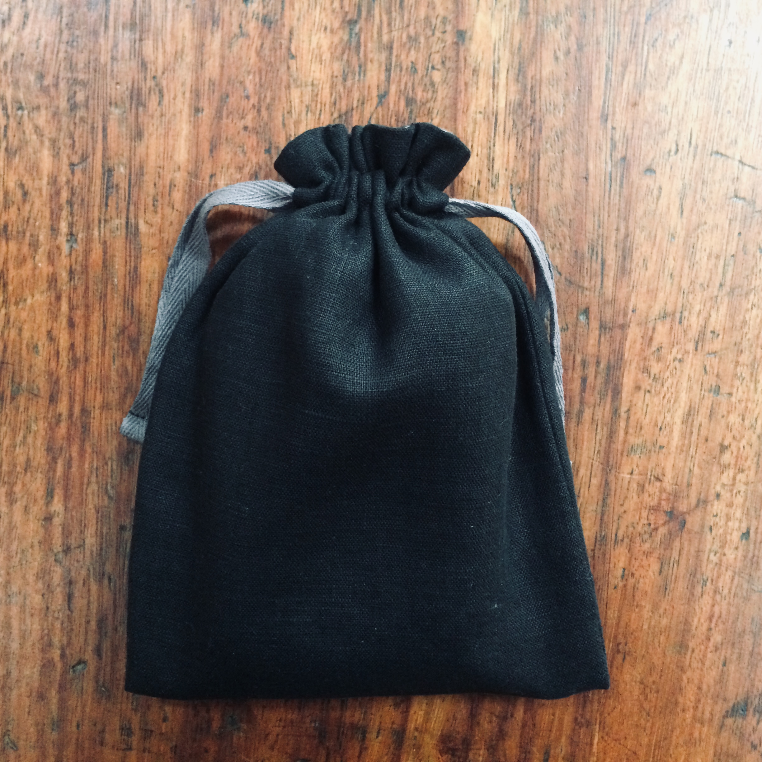 Briefcase Steep submarine Handmade linen tarot bag - Little Red Tarot