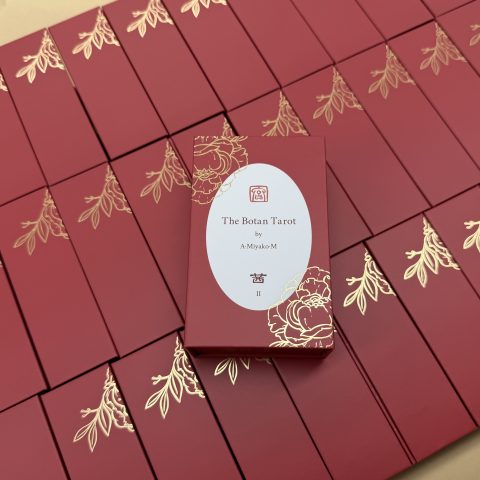 *PRE-ORDER:* The Botan Tarot