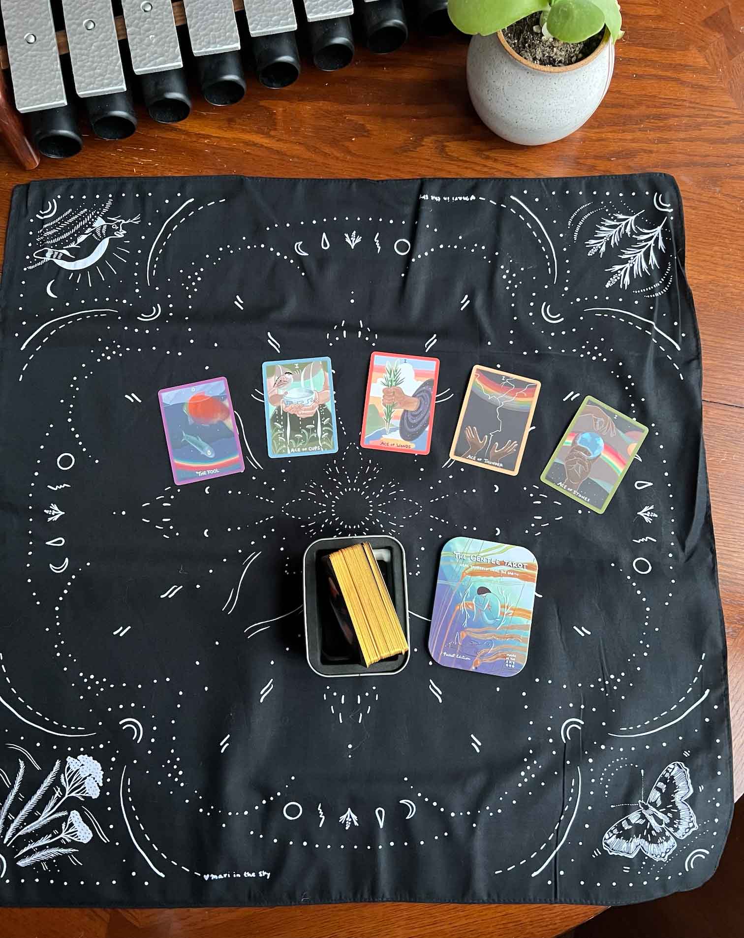Gentle Tarot Reading Cloth